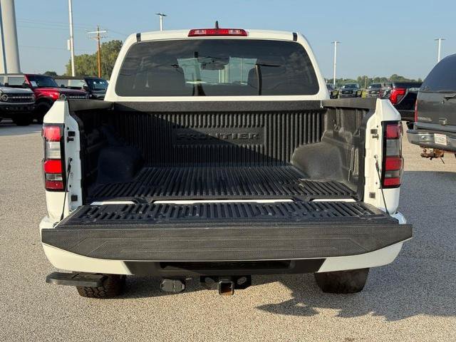 Used 2022 Nissan Frontier SV AWD/4WD image 6