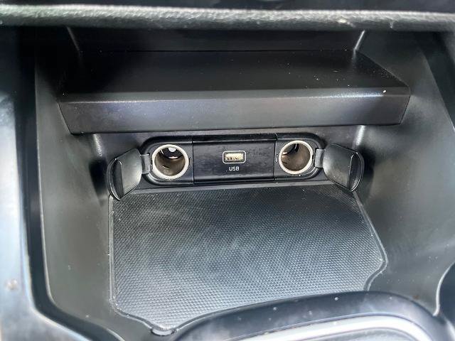 Used 2025 Kia Soul LX w/ LX Technology Package FWD image 27