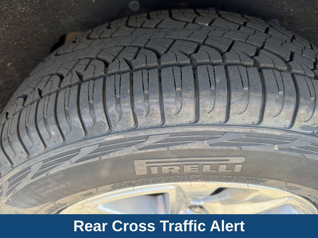Used 2022 Chevrolet Suburban Premier RWD image 31