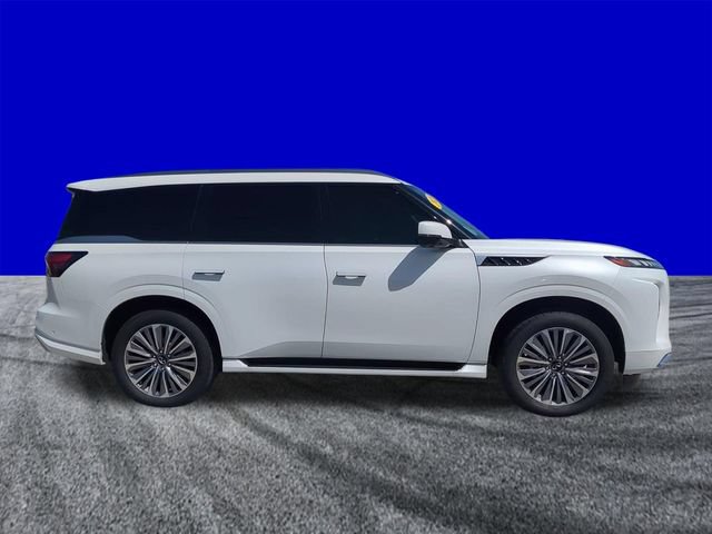 Used 2025 INFINITI QX80 Sensory AWD/4WD image 3