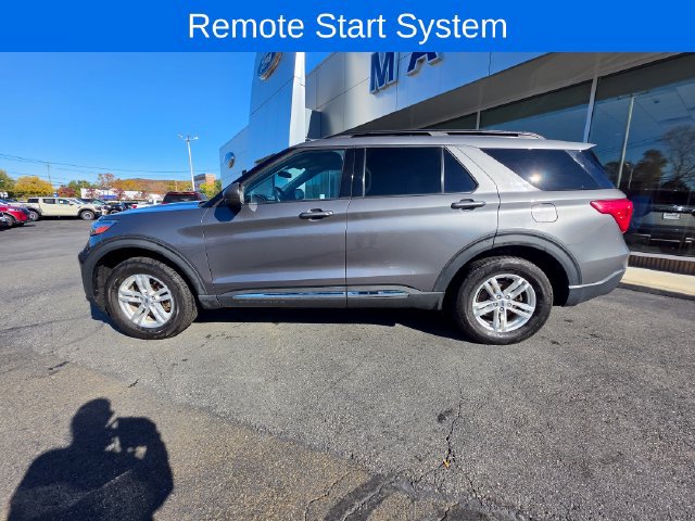 Certified 2023 Ford Explorer XLT w/ Equipment Group 202A AWD/4WD image 4