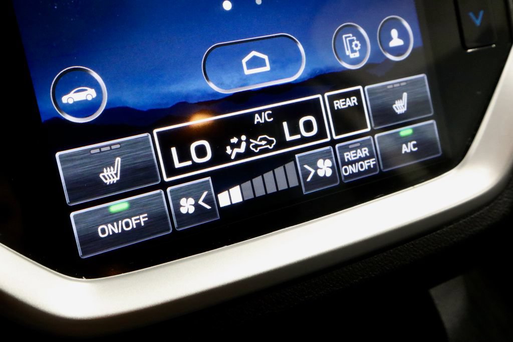Used 2023 Subaru Ascent Limited AWD/4WD image 31
