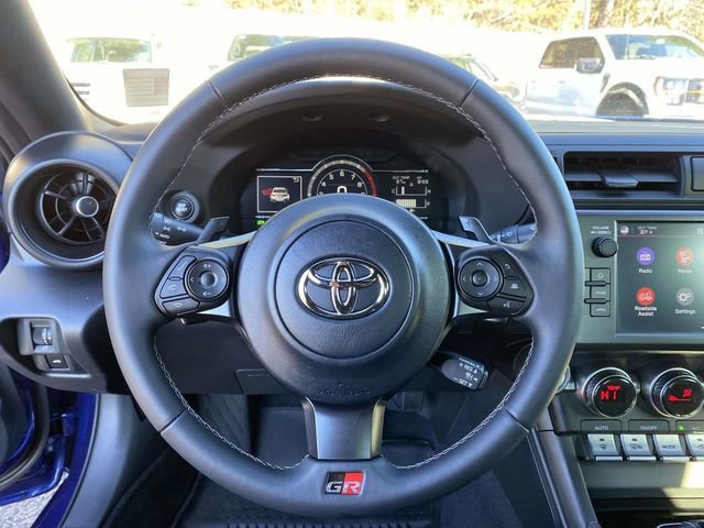 Used 2025 Toyota GR86 image 17
