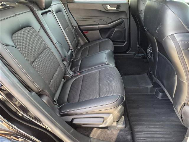 Certified 2025 Ford Escape SE FWD image 21