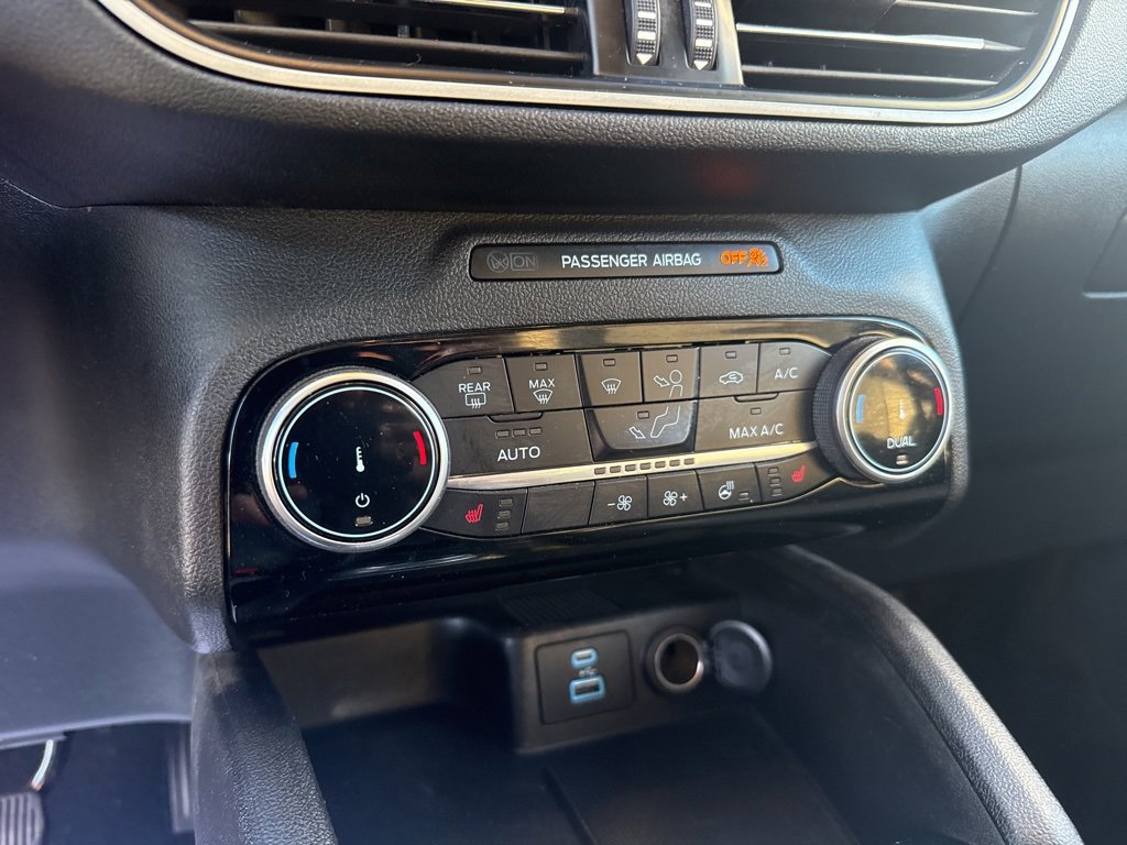 Certified 2022 Ford Escape SE w/ Convenience Package image 16