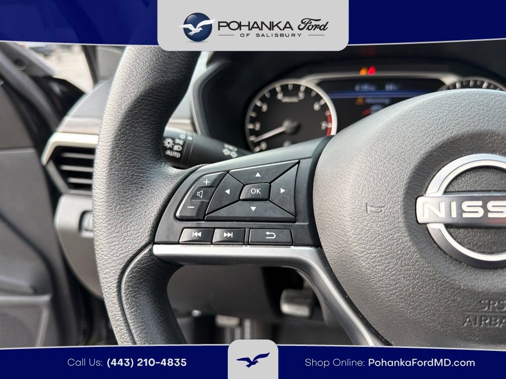 Used 2024 Nissan Altima 2.5 SV FWD image 16