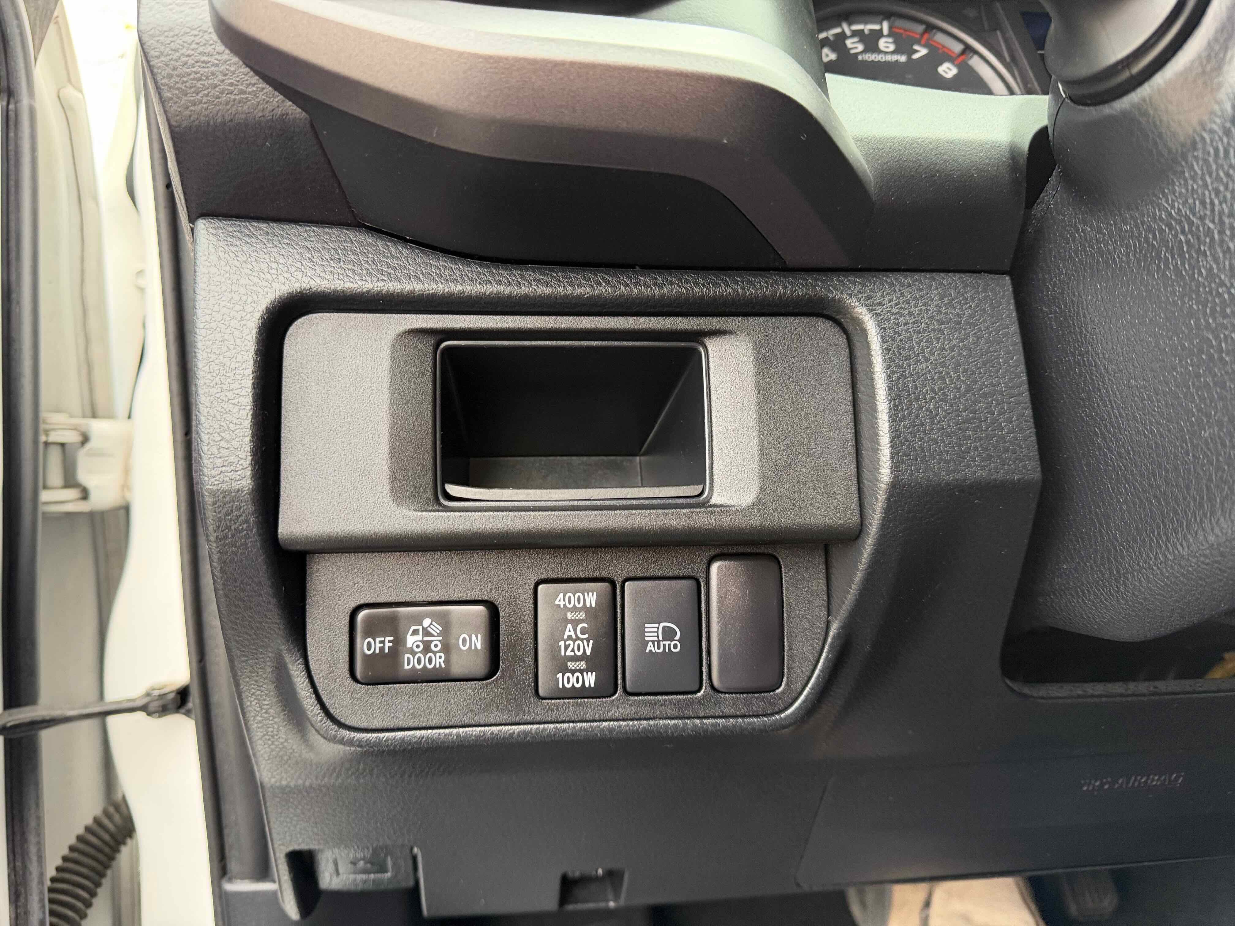 Used 2019 Toyota Tacoma TRD Sport image 26