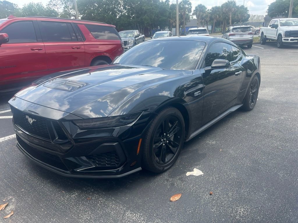 Certified 2025 Ford Mustang GT RWD image 1