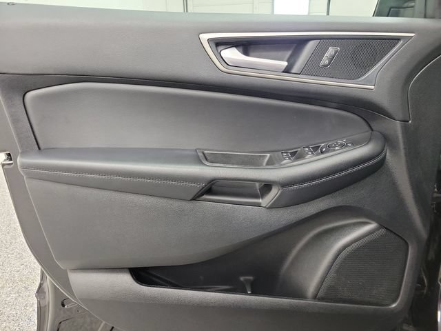 Certified 2024 Ford Edge SEL w/ Convenience Package AWD/4WD image 17