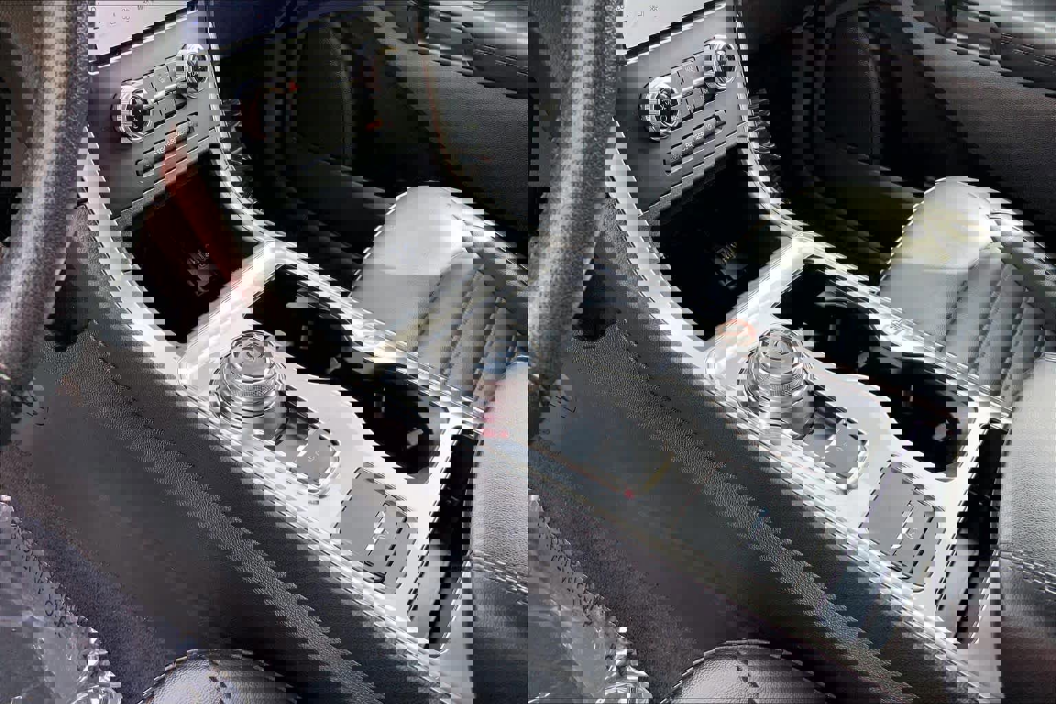 Certified 2024 Ford Edge SEL image 16