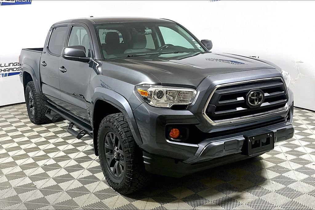 Used 2023 Toyota Tacoma SR5 RWD image 3