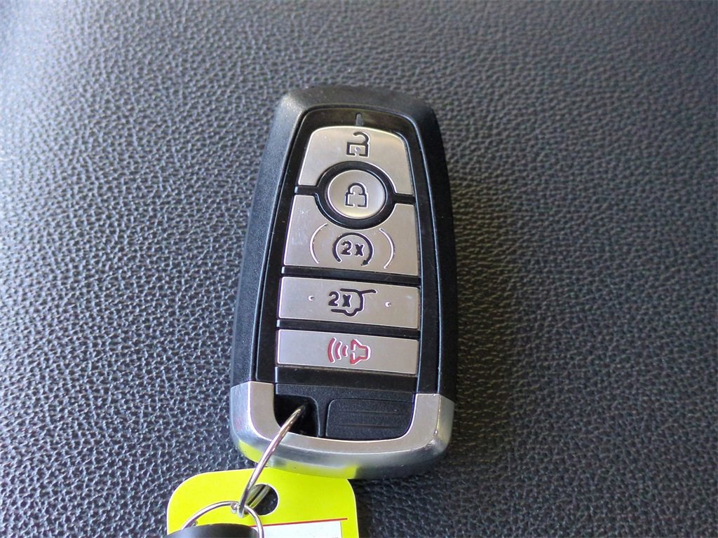 Certified 2024 Ford Expedition XLT image 29