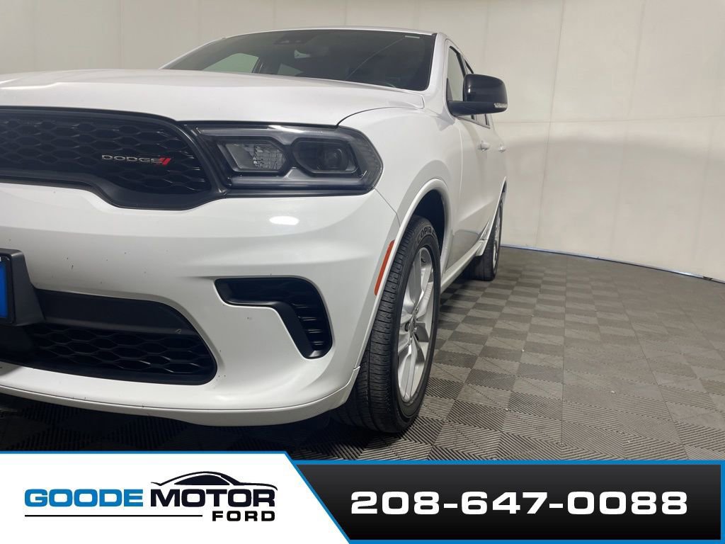 Used 2024 Dodge Durango GT image 2