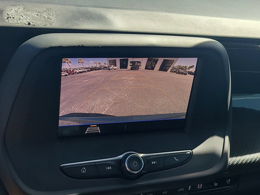 Used 2020 Chevrolet Camaro LT RWD image 18