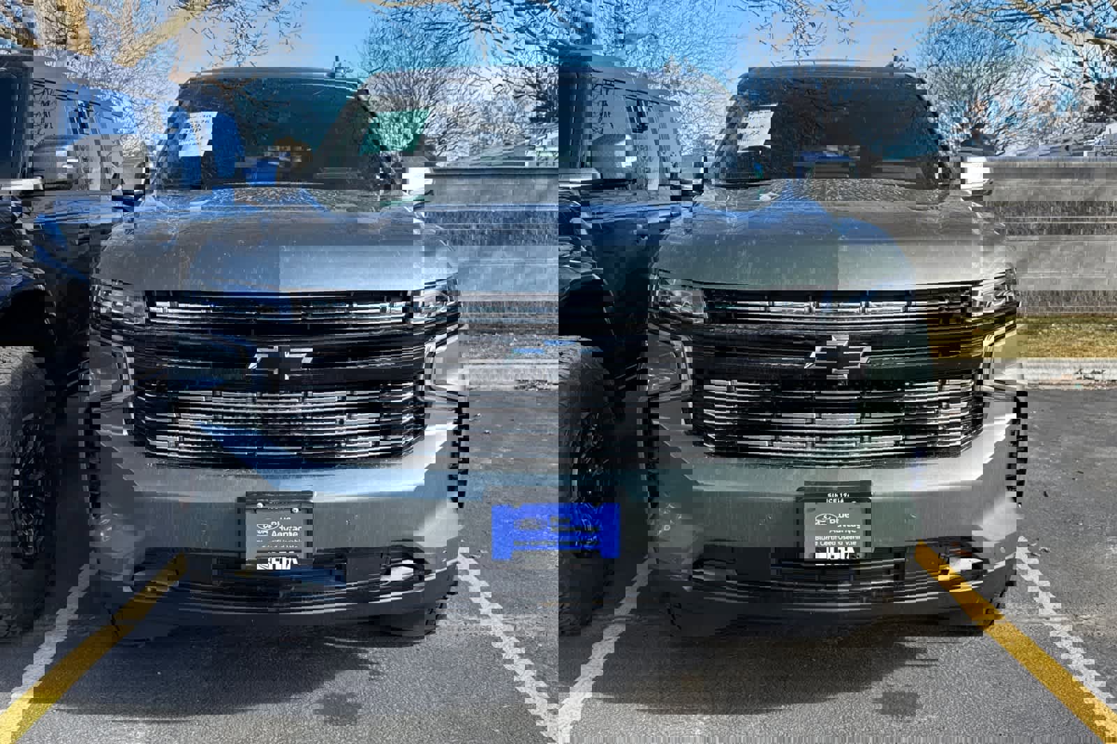 Used 2024 Chevrolet Tahoe Premier w/ Premium Package image 5