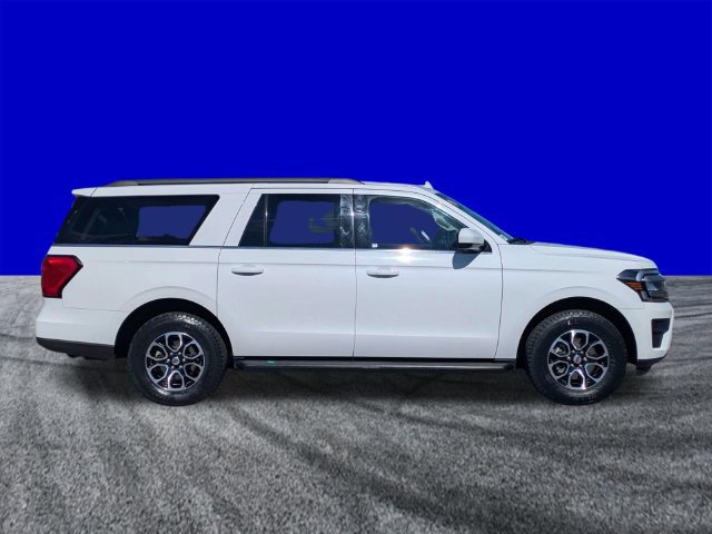 Certified 2024 Ford Expedition Max XLT RWD image 3