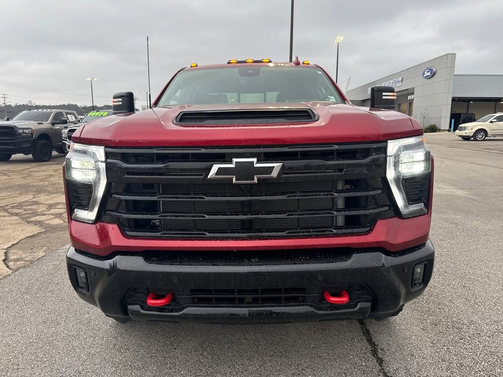 Used 2025 Chevrolet Silverado 2500 LTZ w/ LTZ Plus Package image 10