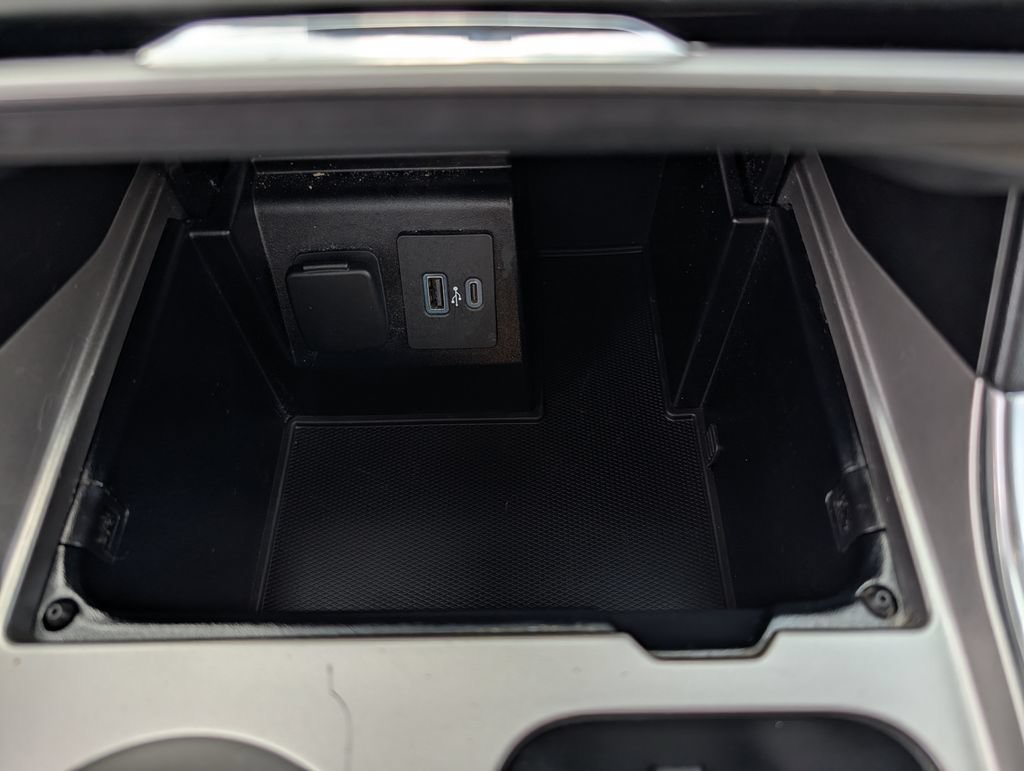 Certified 2020 Ford Explorer Limited AWD/4WD image 13