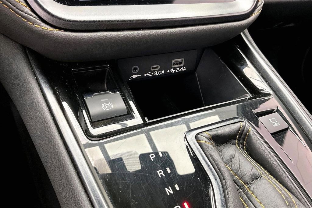 Used 2024 Subaru Outback Wilderness AWD/4WD image 32