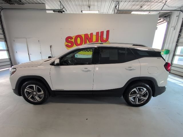 Certified 2021 GMC Terrain SLT w/ Infotainment Package II AWD/4WD image 2