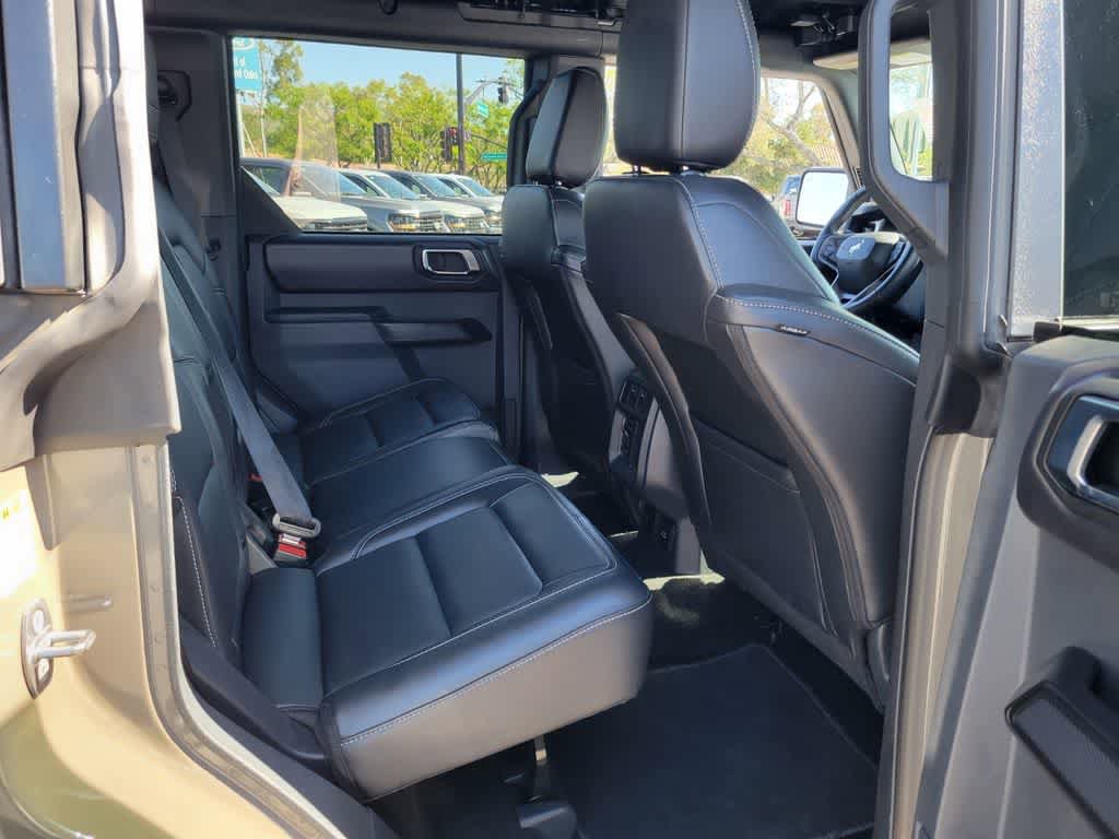 Certified 2025 Ford Bronco Outer Banks AWD/4WD image 16