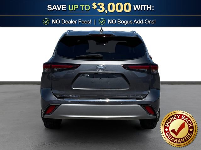 Used 2024 Toyota Highlander Platinum FWD image 5