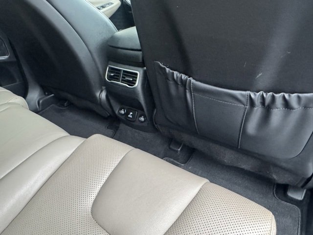 Used 2022 Hyundai Santa Fe Limited image 21