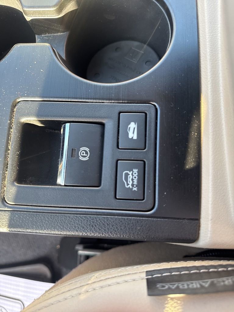 Used 2017 Subaru Outback 3.6R Limited image 31