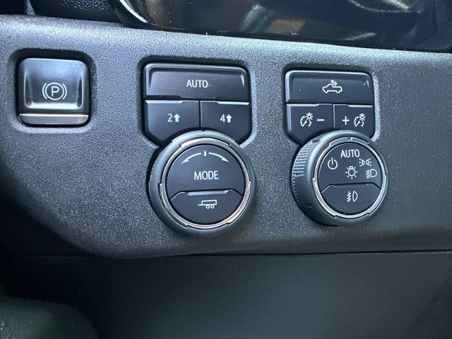Used 2023 Chevrolet Silverado 1500 RST w/ Protection Package AWD/4WD image 20