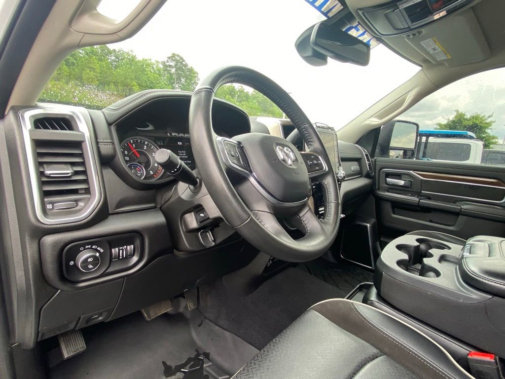 Used 2024 RAM 2500 Laramie AWD/4WD image 9