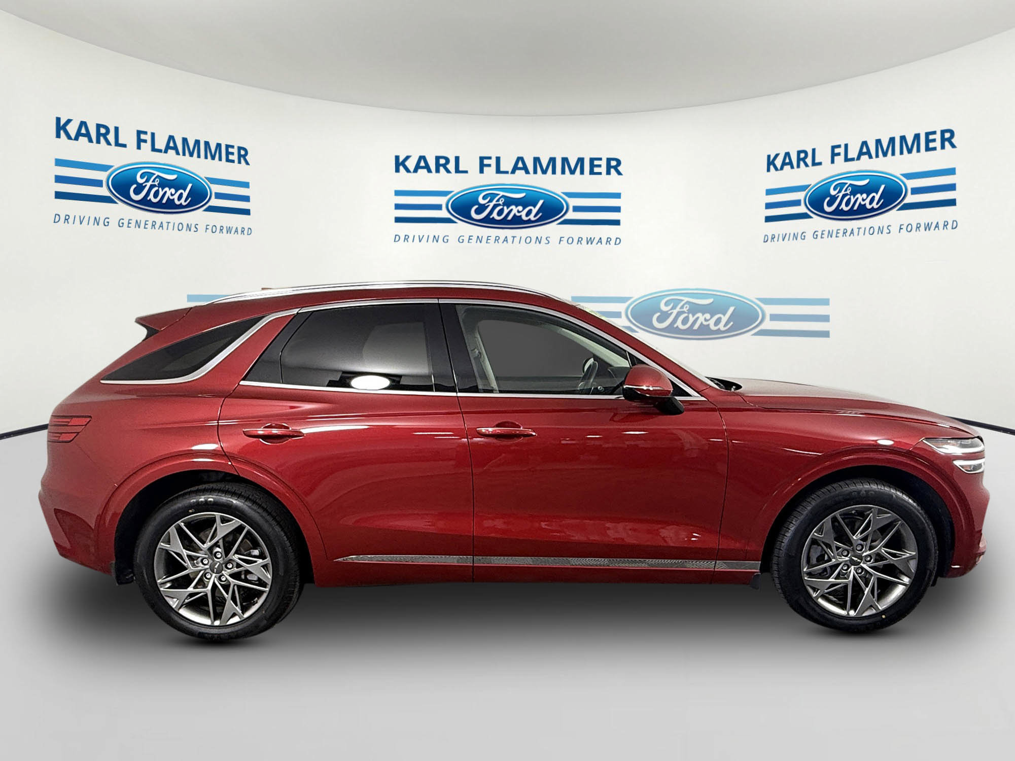 Used 2022 Genesis GV70 2.5T w/ Select Package AWD/4WD image 2