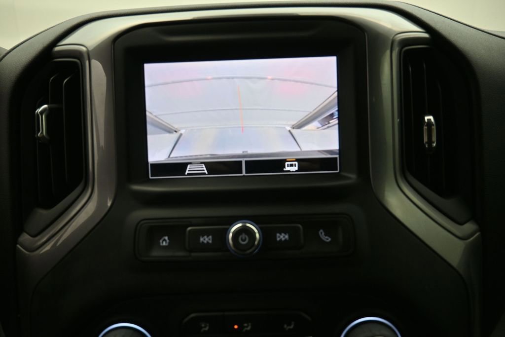 Used 2022 Chevrolet Silverado 1500 Custom RWD image 9