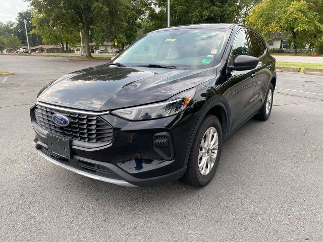 Certified 2024 Ford Escape Active AWD/4WD image 3