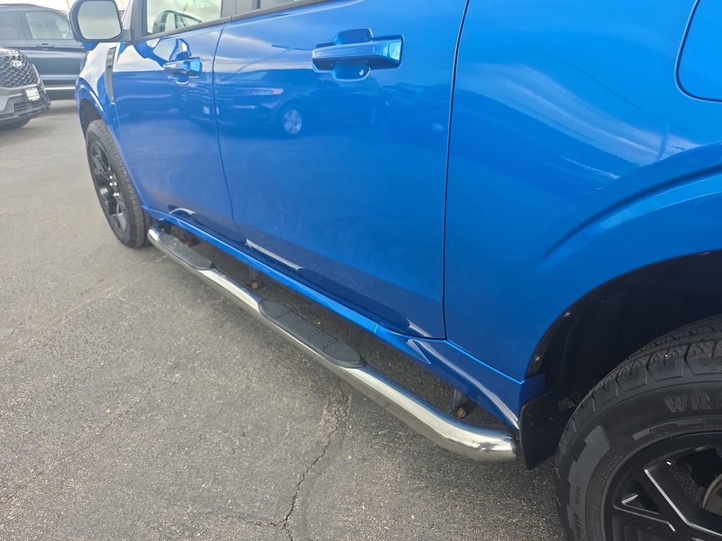Certified 2025 Ford Maverick Lobo AWD/4WD image 16