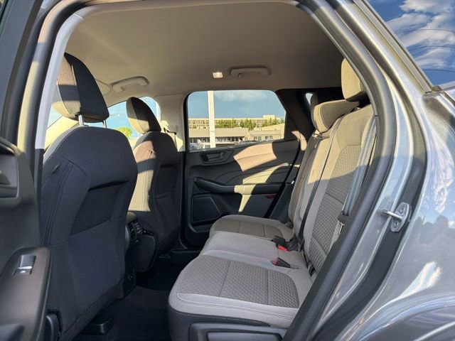 Certified 2022 Ford Escape SE w/ SE Sport Appearance Package image 10
