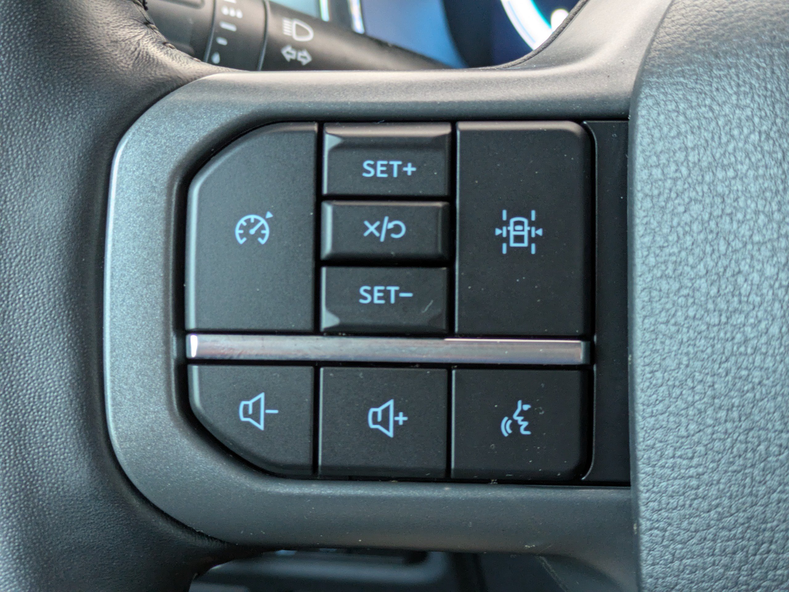 Certified 2022 Ford F150 Lariat AWD/4WD image 25