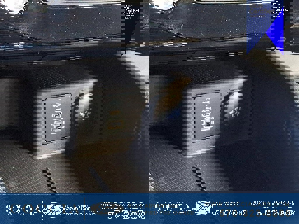 Certified 2025 Ford Escape ST-Line w/ Tech Pack #1 image 24