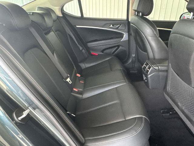 Used 2023 Genesis G70 2.0T RWD image 13
