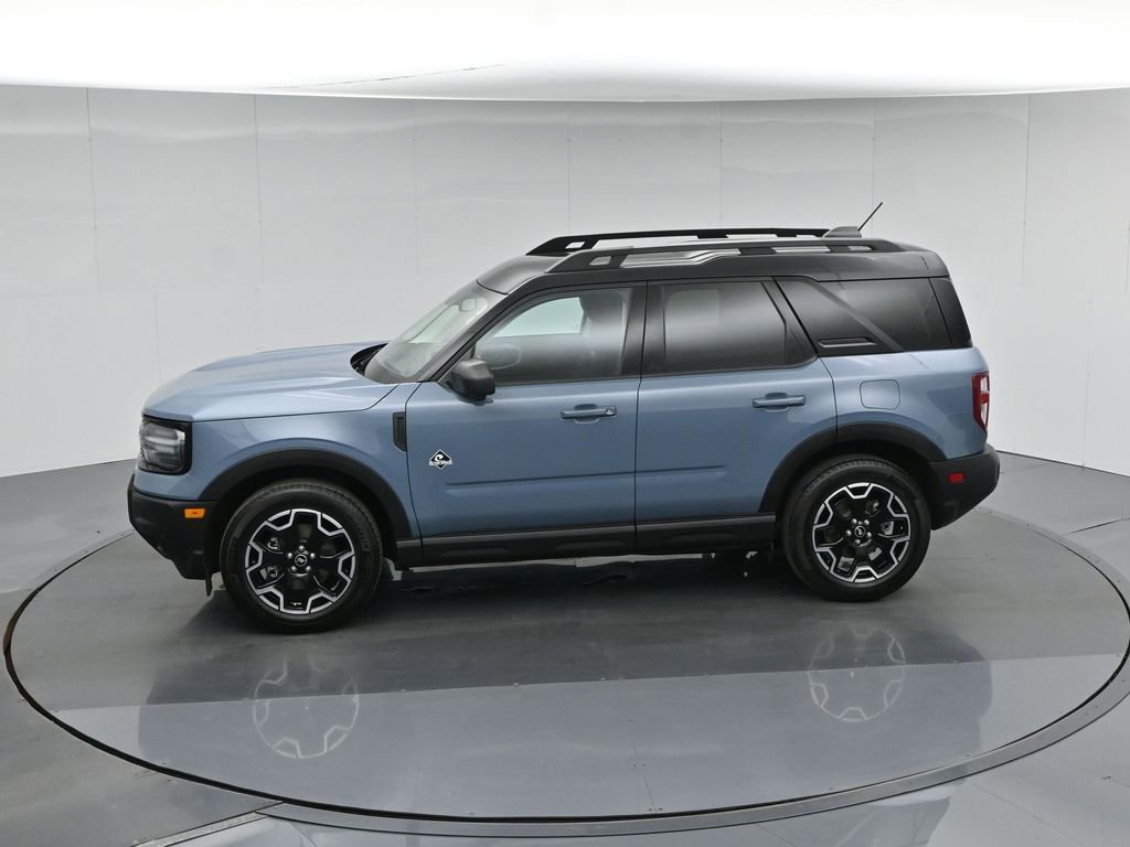 Certified 2025 Ford Bronco Sport Outer Banks w/ Outer Banks Tech Package+ AWD/4WD image 46