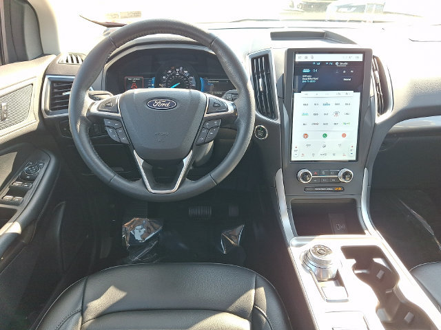 Certified 2024 Ford Edge SEL w/ Convenience Package AWD/4WD image 11