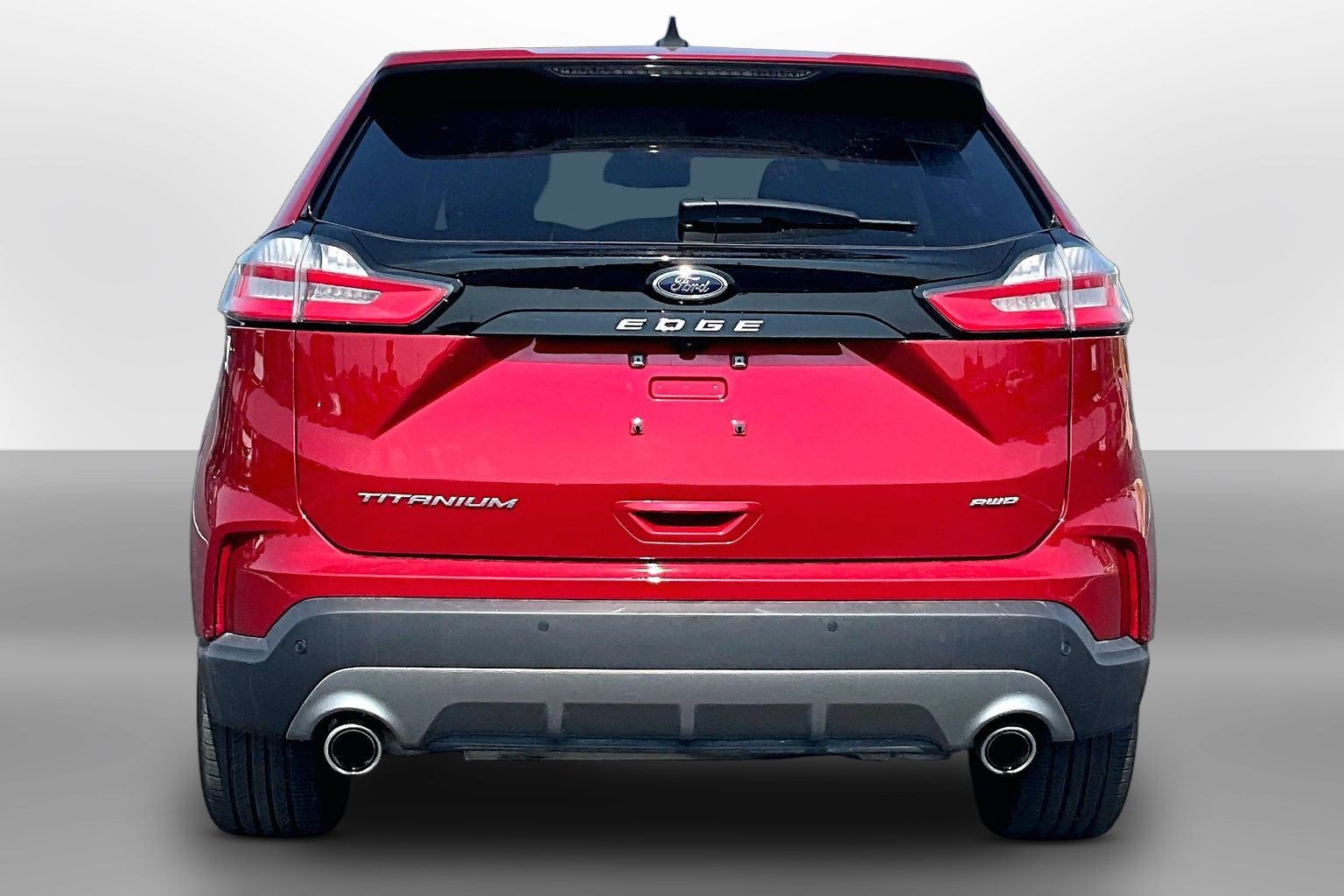 Certified 2023 Ford Edge Titanium AWD/4WD image 4
