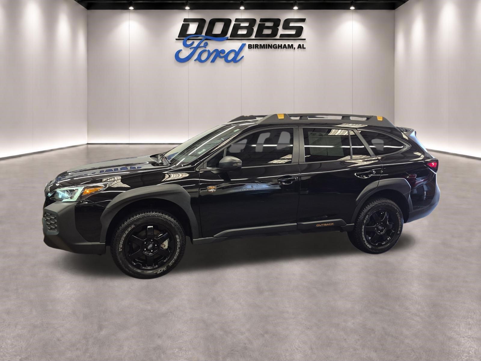 Used 2025 Subaru Outback Wilderness AWD/4WD image 2