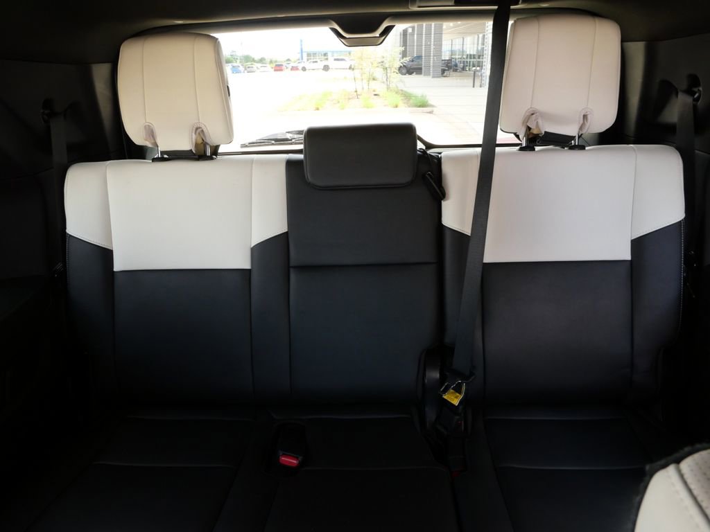 Used 2024 Toyota Sequoia Capstone AWD/4WD image 19