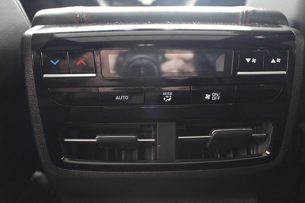 Used 2022 Acura MDX A-Spec AWD/4WD image 38