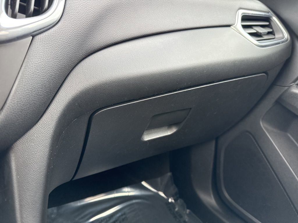 Used 2019 Chevrolet Equinox LT w/ Sun & Navigation Package image 28