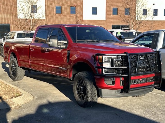 Certified 2022 Ford F350 Lariat w/ Black Appearance Package image 3