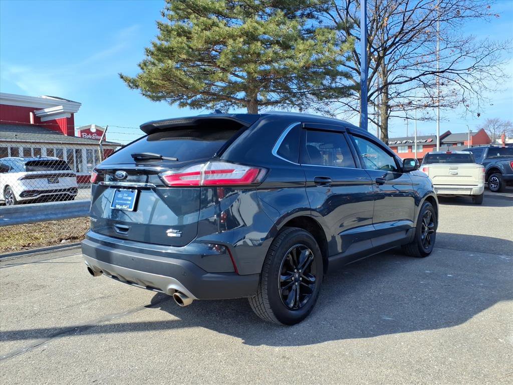 Certified 2019 Ford Edge SEL w/ Equipment Group 201A image 2