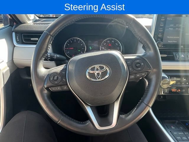 Used 2019 Toyota RAV4 XLE Premium w/ Cold Weather Package AWD/4WD image 13