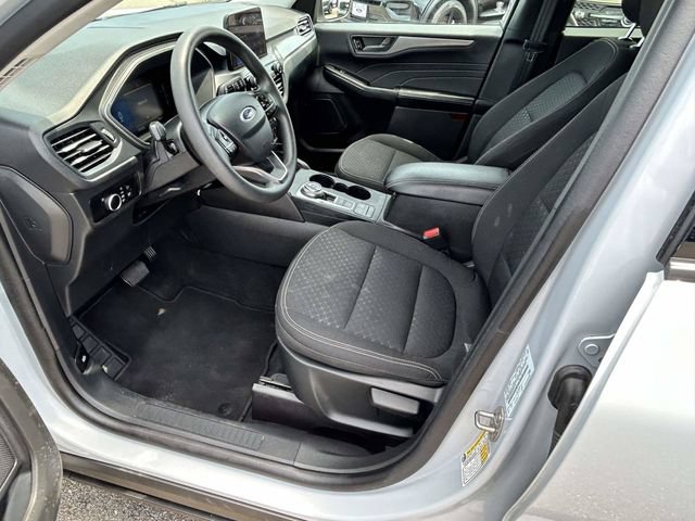 Certified 2025 Ford Escape Active FWD image 15
