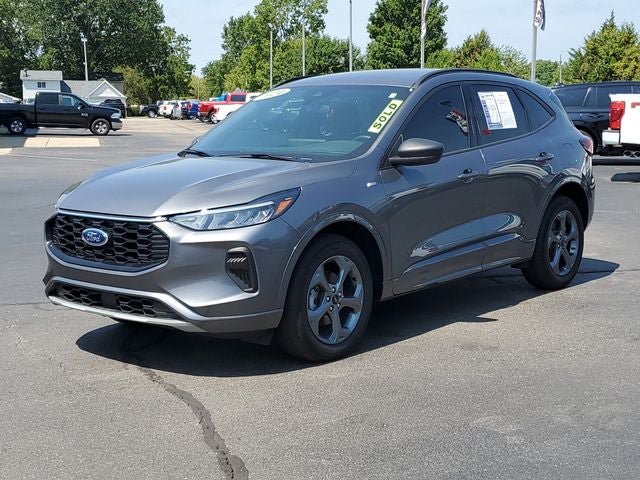 Certified 2024 Ford Escape ST-Line w/ Tech Pack #1 AWD/4WD image 2